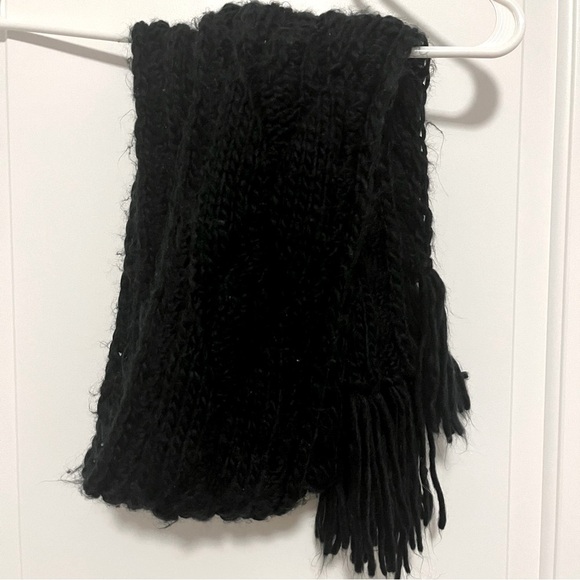 Aldo:  Black Knit Scarf - Picture 4 of 5